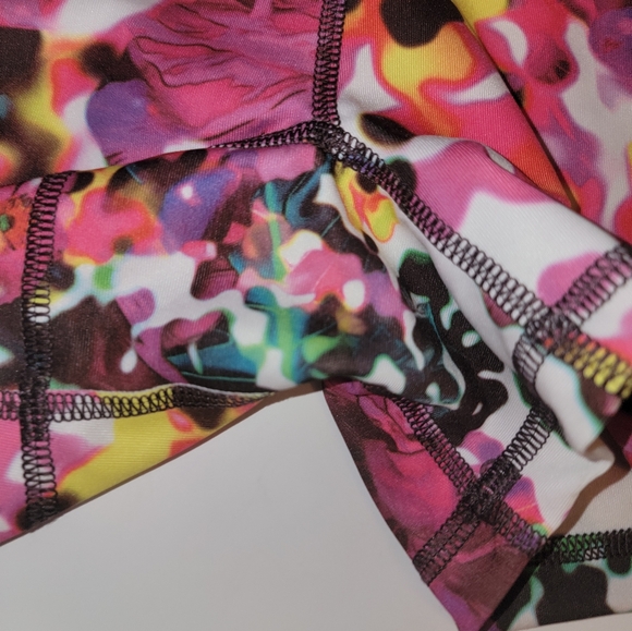 NWT Adidas Techfit Compression Shorts Size M Multicolor - Picture 5 of 8